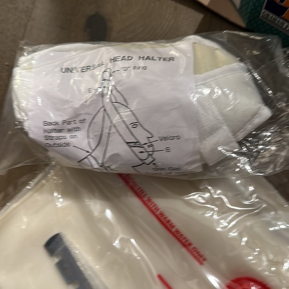 TEMCO Cervical Traction Set - Picture 5 of 10